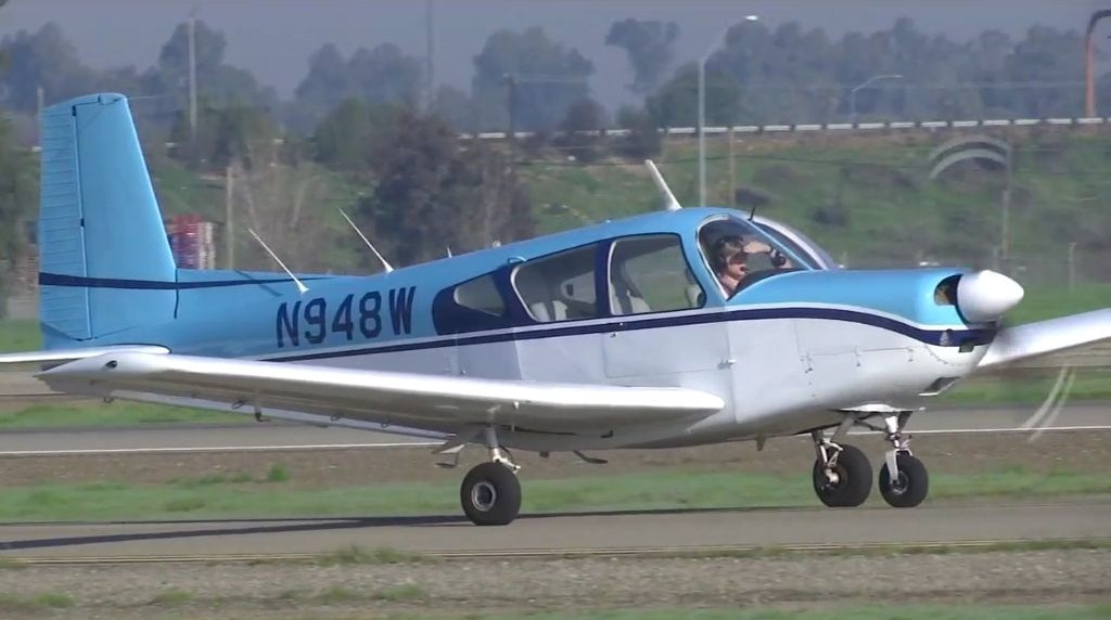 N948W on the runway at KCEU